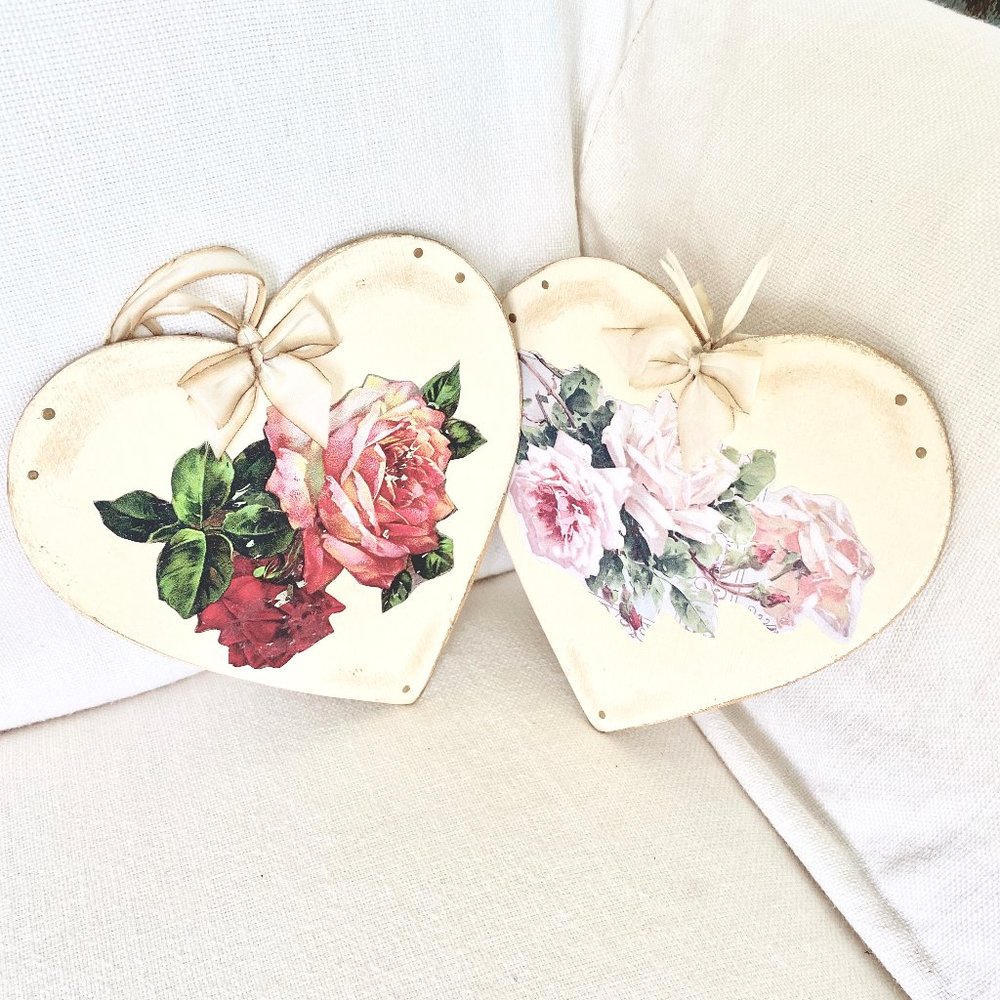 Pair of Shabby Chic Wood Hearts